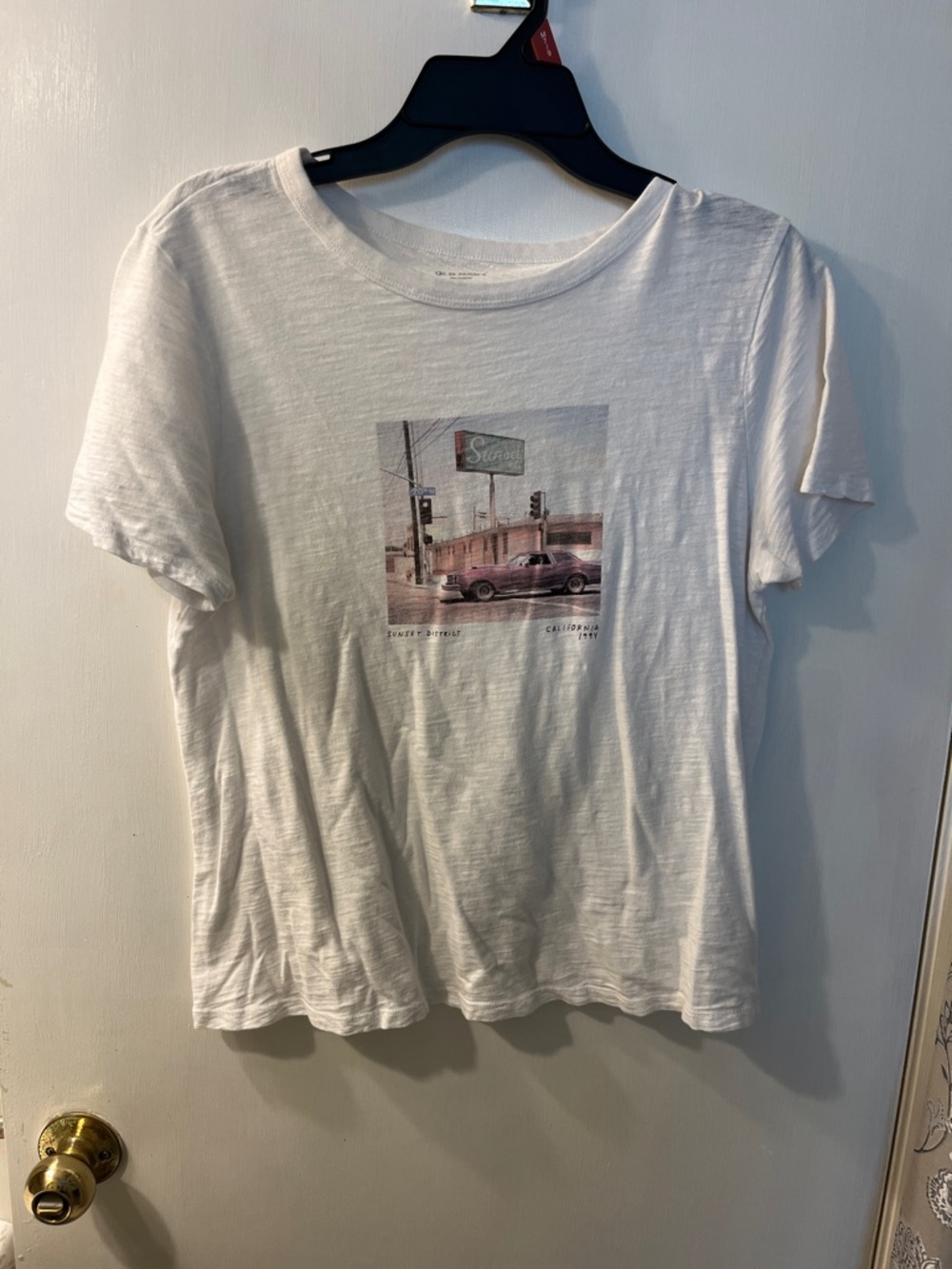 Old Navy White Crewneck Tee